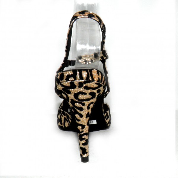 Sandalia de leopardo